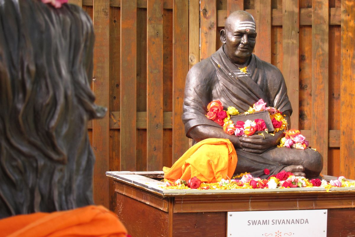 Sivananda-Camp-Retreat-Swami-Sivananda